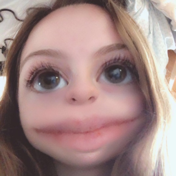 caitlindelaneyy